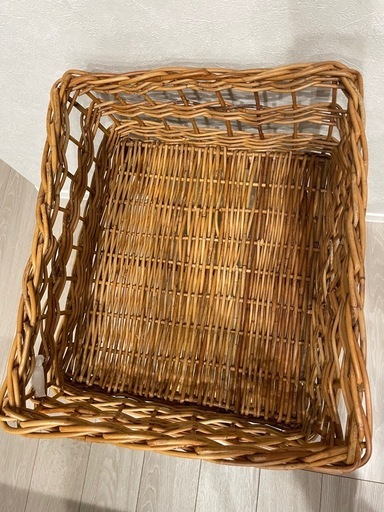 カゴ付き収納  未使用品　人気しょうひ商品 
