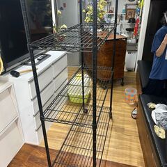 棚・シェルフ　色：ブラック　高さ167cm　横121.5cm　奥行56cm　中古品の画像