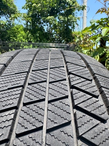 （お取引決定
）【スタッドレスタイヤ 】BLIZZAK VRX3 235/50R18 97Q