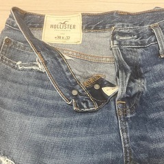 Hollister、AmericanEagleの画像