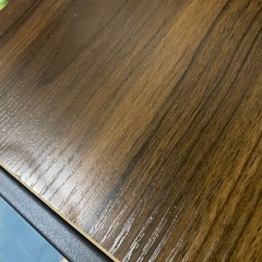 パソコンデスクの画像