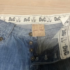 DOLCE&GABBANA ダメージジーンズの画像