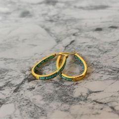 ピアス　両耳　ターコイズ 風　フープピアス トルコ ハワイアンジュエリーの画像