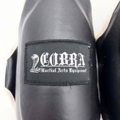COBRA コブラ レッグガード THICK PAD SHIN GUARD シンガード レガース L ブラック×イエロー キックボクシング ムエタイ 格闘技の画像