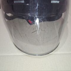 ヤールーヘルメットの画像