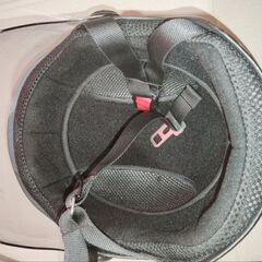 ヤールーヘルメットの画像