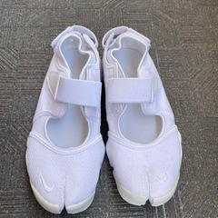 NIKE エアリフト　白の画像