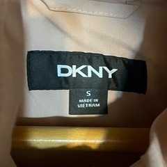 DKNY ジャケットの画像