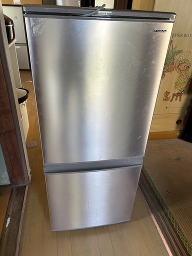 2019年製 シャープのノンフロン冷凍冷蔵庫「SJ-D14E-N」