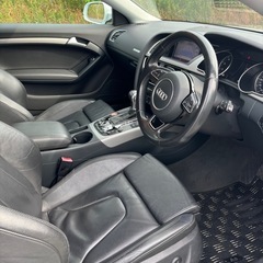 美車！車検たっぷり！希少アウディ A5クーペ 2.0 TFSi クワトロ 4WD 純正ナビ/地デジTV/ETC/バックカメラ/レザーシート/シートヒーター/純正アルミ/Pソナーの画像