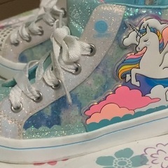 （値下げ中）中古SKECHERS kids  光るスニーカーの画像