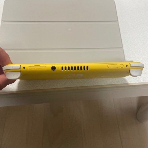 ニンテンドースイッチ
