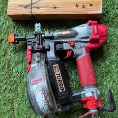 マックス/MAX 高圧エアネジ打ち機・HV-R32G1の画像