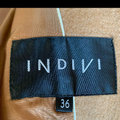 コート　ＩＮＤＩＶＩ　の画像