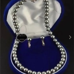 真珠ネックレスなどの画像
