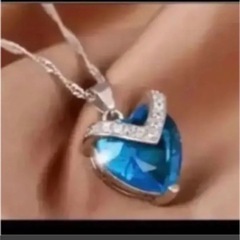 真珠ネックレスなどの画像