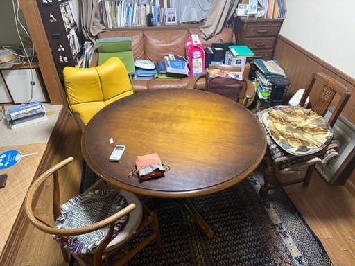 ダイニングテーブル直径1,200mm