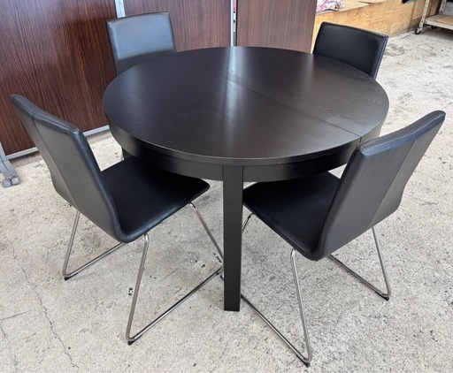 ? 配達可能 ✨ IKEA BJURSTA 伸縮円形ダイニングセット（VOLFGANGチェア4脚付き）