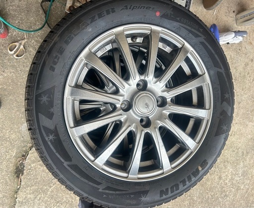 ホイール付きスタッドレスタイヤ 冬 タイヤ 4本セット