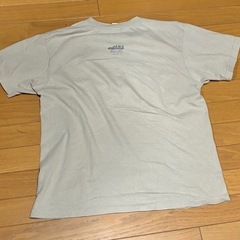 希少デザイン　ボルボ　VOLVO 車　オールドカー　ビンテージ Tシャツ　Lの画像