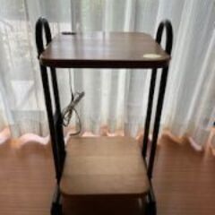 炊飯器ラック木製（キャスター付）の画像