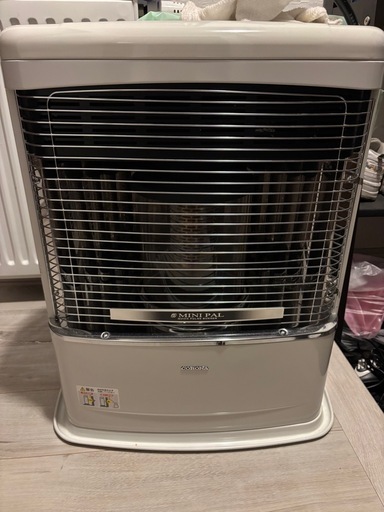 コロナ　FF式ストーブ