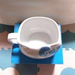 【未使用】ハローキティ　マグカップ〈同時購入の方→300円〉の画像
