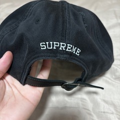 Supreme Distressed Script 6-Panel キャップの画像