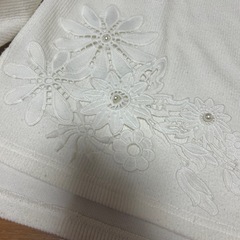 レディース　セーター3枚セット　ビジュー付きモチーフ付きの画像