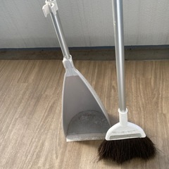 ほうきとちりとりセットの画像