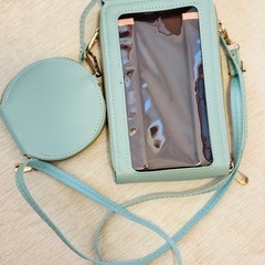 ショルダーバッグの画像