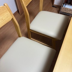 ダイニング4点セットの画像