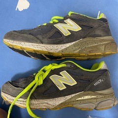ニューバランス990V3の画像
