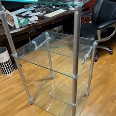 パソコンデスクの画像