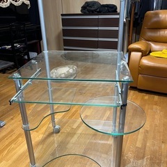 パソコンデスクの画像