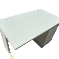 【美品】値下げ 　オフィス家具 デスク スチールデスク　の画像