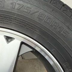 バリ溝 スタッドレスタイヤ パジェロミニ純正アルミ 4本せっとセットの画像