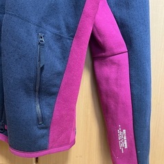 美品⭐︎adidasパーカーLサイズの画像