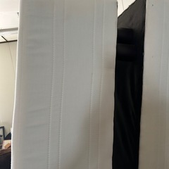 ⑤脚付きシングルベッドの画像