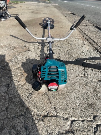 草刈機　マキタ