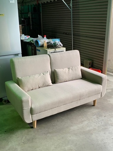 J-3 超美品！2人掛けソファ  ハイバック クッション2個付き ゆったり  約幅150×奥70×高さ85cm