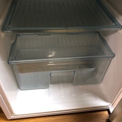 2ドア単身用冷蔵庫の画像