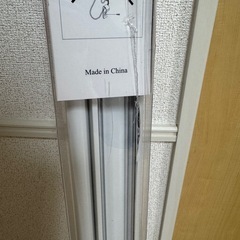 未使用Deconovo ロールスクリーン 幅120cm 丈220cm ホワイト チェーン式 ロールカーテン 1級遮光 断熱 遮熱 防音 防寒 UVカット 表裏同色 の画像