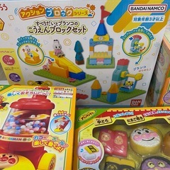 16個　アンパンマン　しまじろう　おもちゃ　ぬいぐるみ　バッグ　まとめ売りの画像