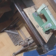 昔のミシン機の画像