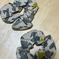 北欧風 鳥柄 シュシュ 大人用★2個★ハンドメイド
の画像