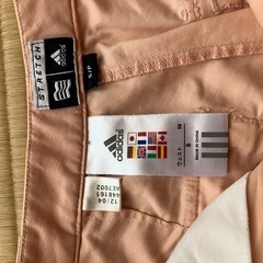 ①adidasパンツ
の画像