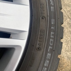 スタッドレスタイヤ　185/60R15 ホンダ　フィットの画像