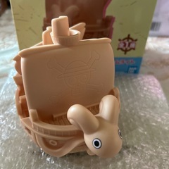 ワンピースメリー号ルームライトの画像