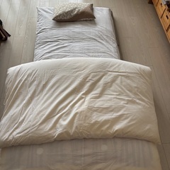 10年前に購入した布団です。未使用です。の画像